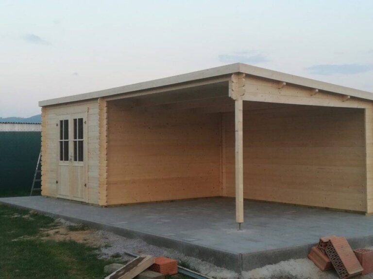 Zahradni domek s terasou St Louis